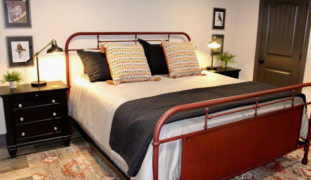 Lockesburg Loftn1 bed 1 bath