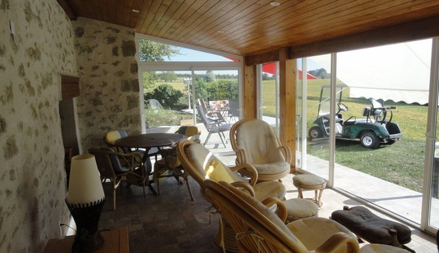 Loco's Lodge 'Where Time Stands Still'