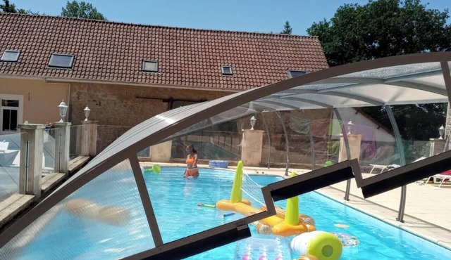 Locquimghem Palace gîte N°3 with shared pool