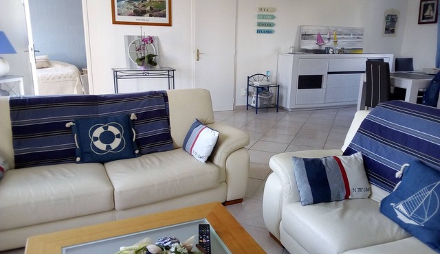 Loctudy: Single storey holiday home 300 m from the beautiful beach of Lodonnec