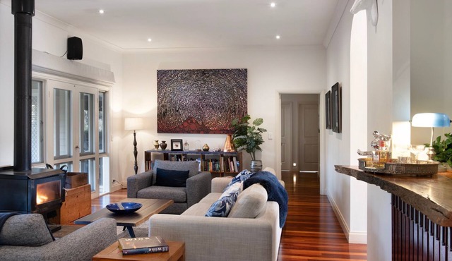 Loddon Retreat- a picturesque country escape outside of Glenlyon