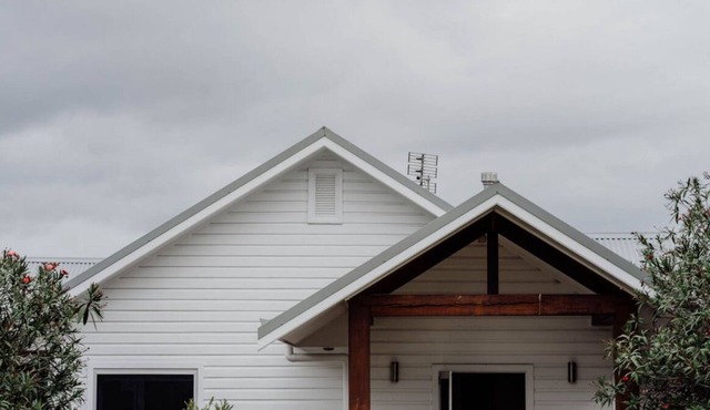 Loders Hill - A Peaceful Farm stay retreat in the Heart of Wine Country Vineyard