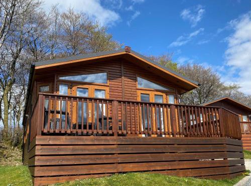 Lodge 10, Cedar Lodge Park