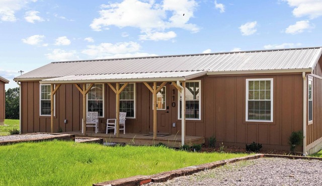 Lodge 110 at Eden Reserve—Safari Cabin Near Ark