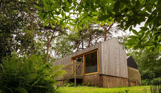 LODGE 14, family friendly, luxury holiday cottage in Corfe Castle