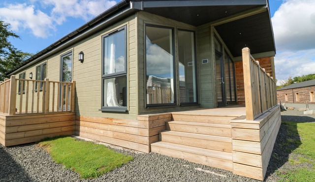 LODGE 15 - THE TUMMEL (FAMILY), family friendly in Errol