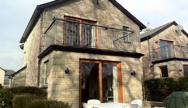 Lodge at St Mellion Golf Resort with free golf, swimming, sauna & gym