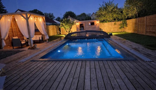 Lodge avec piscine chauffée privative et ou Studio avec son SPA, SAUNA HAMAMM privatifs
