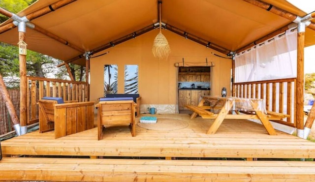 Lodge Dans Réserve au Bord du Lac, 35mn de la mer