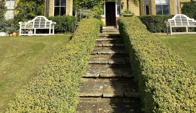 Lodge Farm House B&B