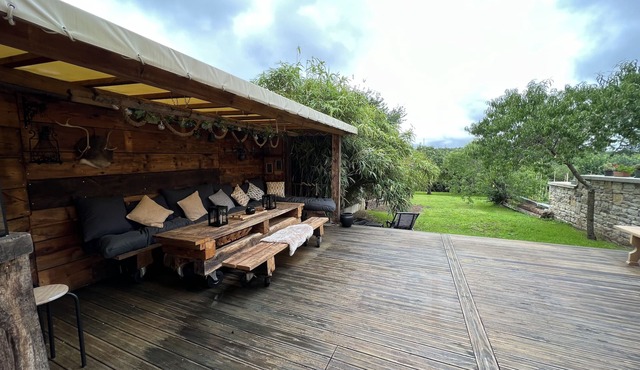 Lodge in the Ognon valley for up to 18 people