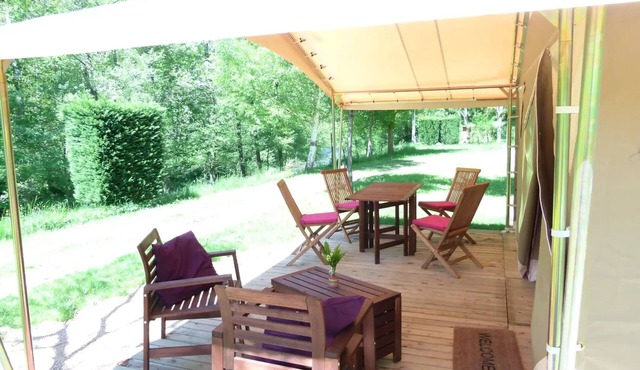 Lodge Insolite Nature VIVARAIS bord de rivière sans sanitaires - 2 rooms - 25 m² + 15m² terrace 4 people