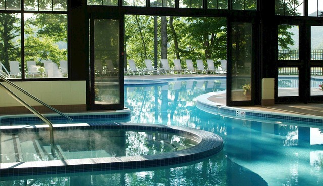Lodge King Room | Scenic Views | No Hidden Fees