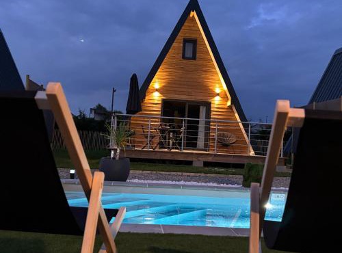 Lodge Lady Tipi 2 avec jacuzzi et piscine