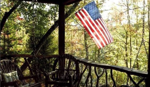 Lodge on the Saluda