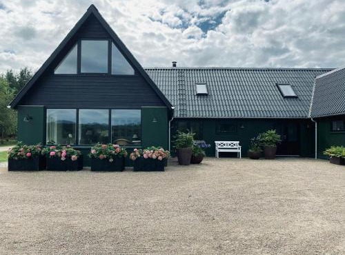 Lodge With Private Lake Near Bidstrup Forest