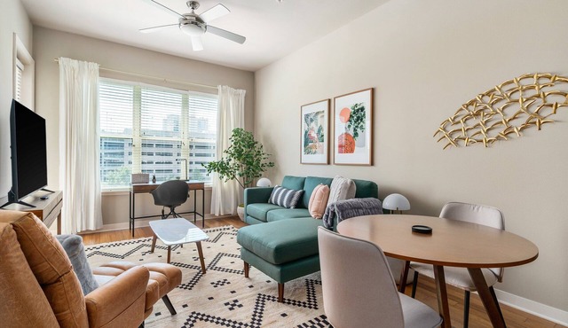 Lodgeur | Relaxing & chic 1BR | Med Center
