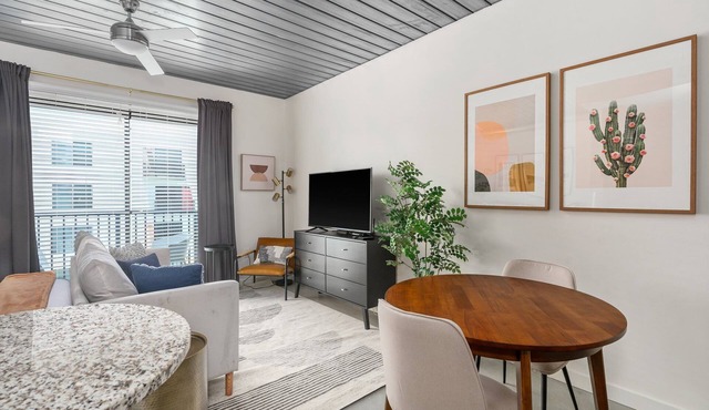 Lodgeur | Relaxing & modern studio loft | Midtown