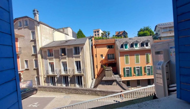 Lodging at Le Bourg "Appartement bleu" in Lourdes (max 6pers).