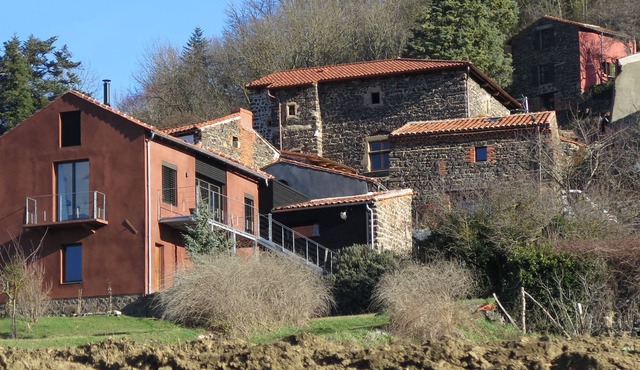 lodging "dedeuxchoseslune" in classified village, with sight, charm and sun.