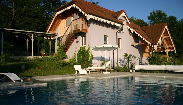 Lodging in remarkable site, quiet with outstanding views