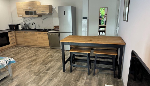 Lodging in the middle of the meadows (Alpilles, Eygalières, Provence), pets welcome