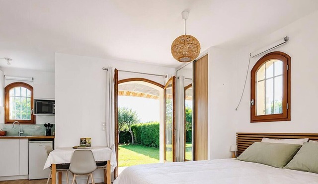 Lodging with garden - near sea & circuit Paul Ricard