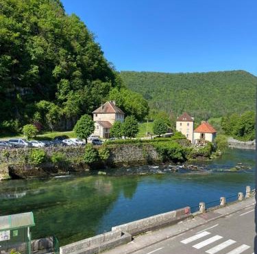 Lods Hotel de France