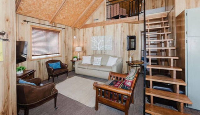 Loft #11 – Just Steps from Table Rock Lake at Happy Hollow Resort