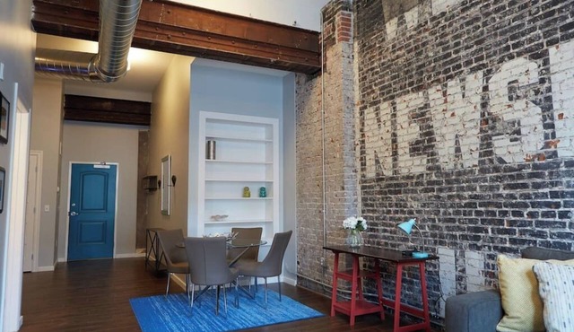 Loft #203 - Quality Hill 1BR Loft in Historic Building