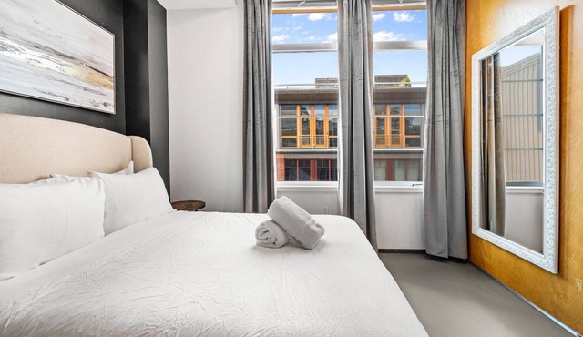 Loft 3BR unit in Boston Southend 3906