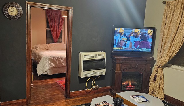Loft 3n 1-bedroom apartment in terrific Logan with Wi-Fi, AC