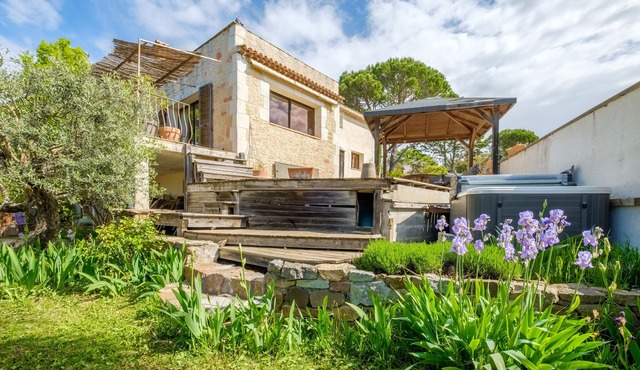 Loft 50m² au calme avec vue splendide piscine