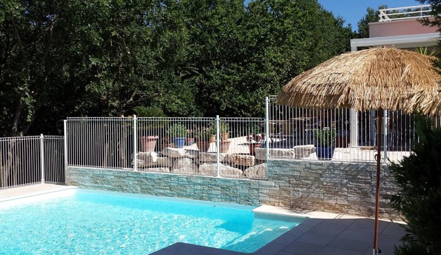 Loft apartment with garden