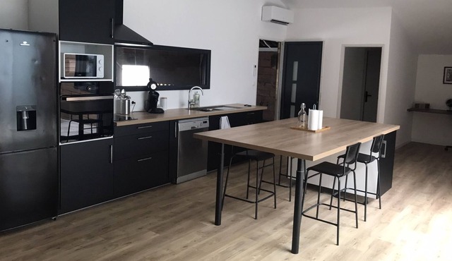 Loft Avec Patio a 5 Minutes du Centre Ville d Angouleme