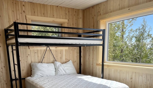 Loft chalet on private waterfront | Gaspesie