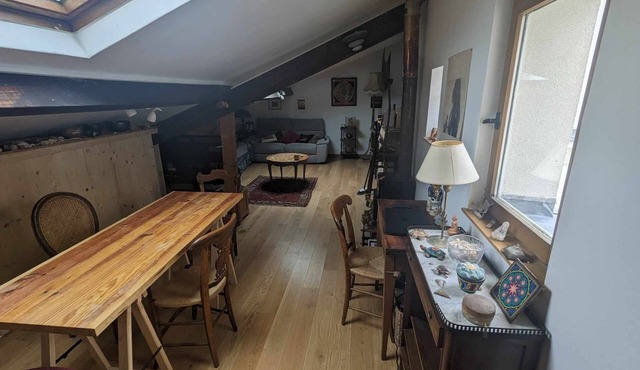 Loft chaleureux à 10mn du Métro Mairie des Lilas de la ligne 11 à 15mn chatelet