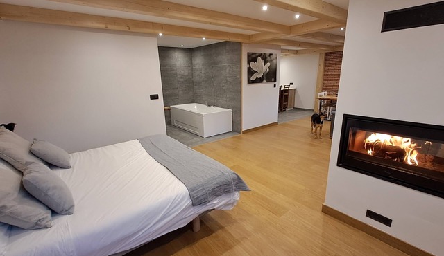 Loft con Encanto e Hidromasaje en Navarra, Cerca de Baztan