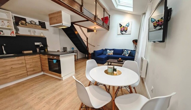 Loft Duplex à 2 min de Paris-parking Privé Gratuit