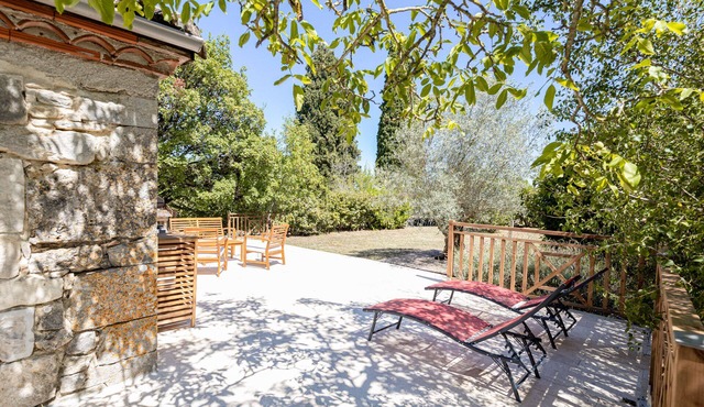 Loft en Pierre de 180 m² Avec Terrasse et Belle vue à 10 mn de Cahors