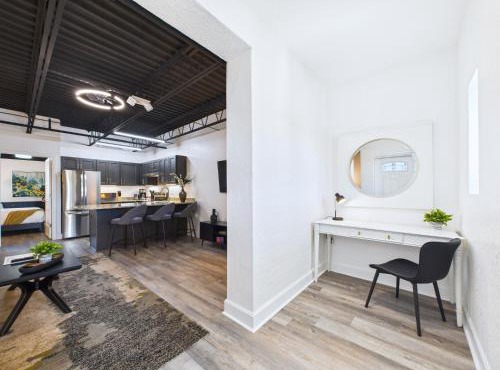 Loft Getaway Near Port & Beach -Unit 203