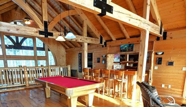Loft Guest House w/Private Dock & River Views