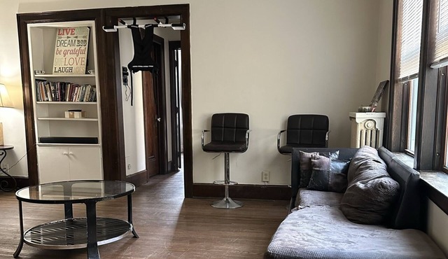 Loft in Heart of Downtown! Top Floor! Great View of the City!