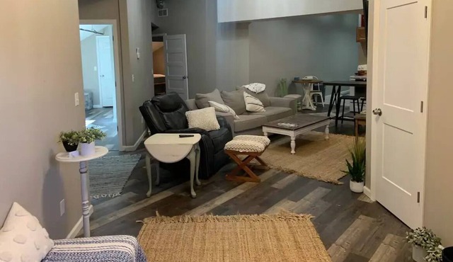 Loft in Mount Clemens VERY COOL