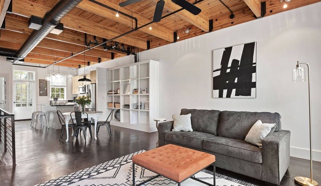 Loft in the Heart of Habersham Marketplace, Beaufort