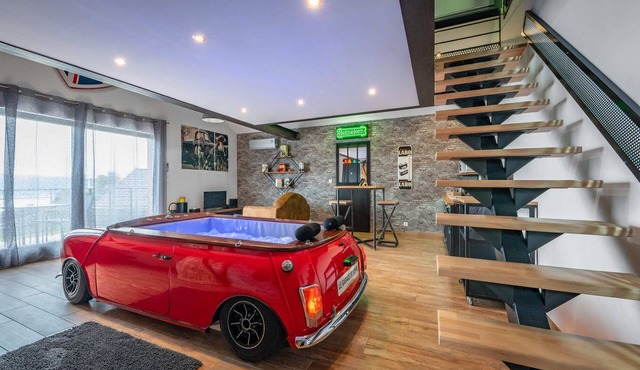 Loft Insolite Avec Jacuzzi Privatif et vue lac