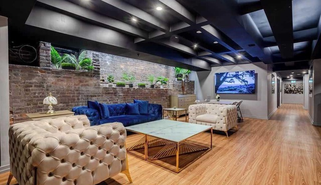 Loft King – Downtown MTL