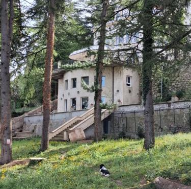 Loft La Rotonde à La Terrasse local vélos piscine pour 2 à 3 personnes