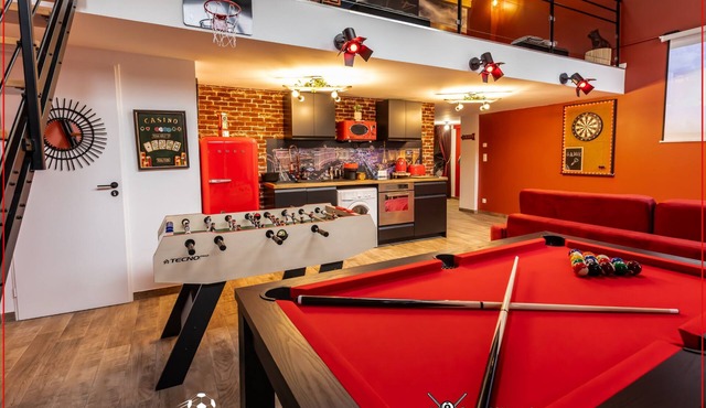 Loft "las Vegas Game's" 🎰 Casino Babyfoot 🎲 Bar Jeux 🎮 PS5 🍿cinéma