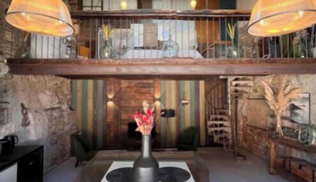 Loft Magazzino 2 minutes from the center. Pets allowed